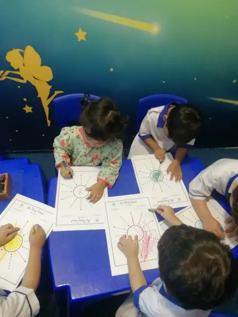 Playgroup Trace and Colour — photo 4