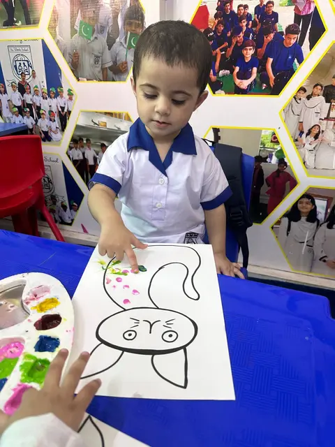 Finger Painting on Cat — photo 6