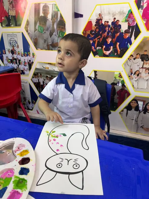Finger Painting on Cat — photo 11