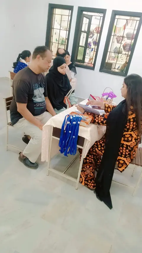 Parent-Teacher Meeting — photo 1