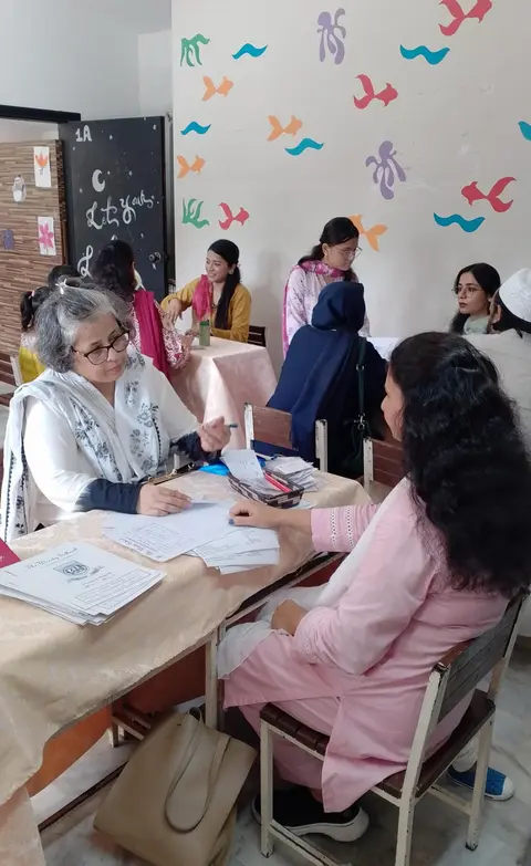 Parent-Teacher Meeting — photo 4