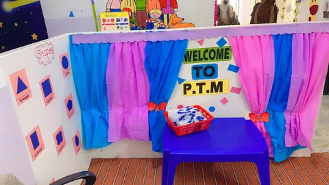 Parent-Teacher Meeting — photo 79