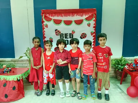 Red Day — photo 47