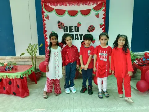 Red Day — photo 50